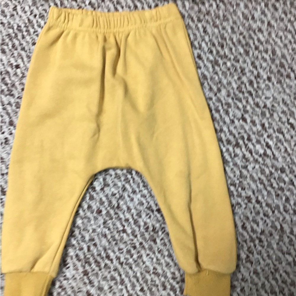 Baby’s clothes - Picture 4 of 5